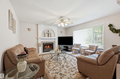 514 Butterworth Way, Edmonton, AB 