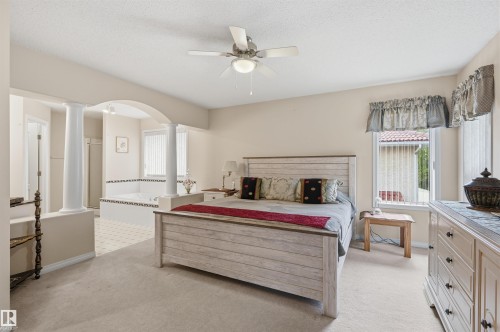 514 Butterworth Way, Edmonton, AB 