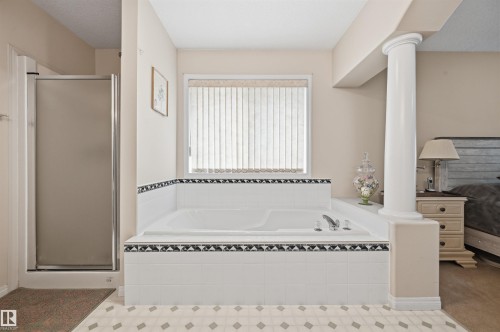 514 Butterworth Way, Edmonton, AB 