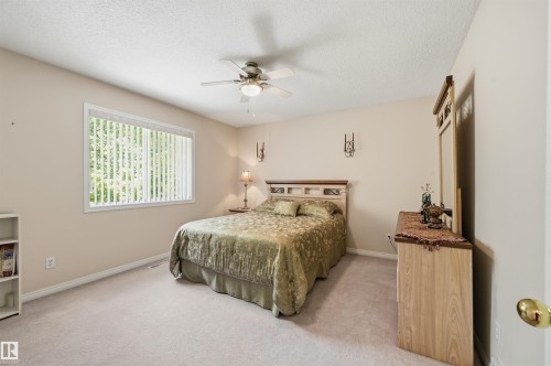 514 Butterworth Way, Edmonton, AB 