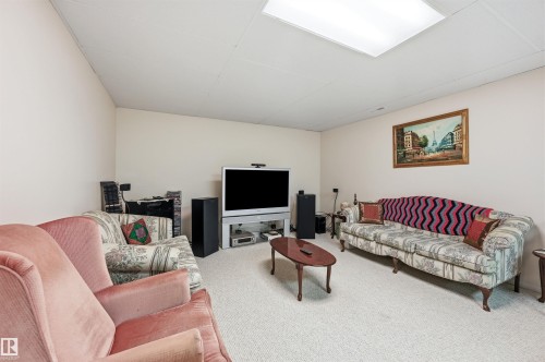 514 Butterworth Way, Edmonton, AB 