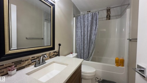 8826 24 Avenue, Edmonton, AB 