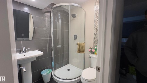 8826 24 Avenue, Edmonton, AB 
