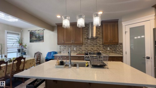 8826 24 Avenue, Edmonton, AB 