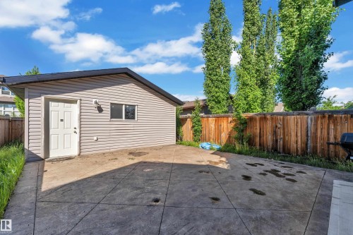 Detached structure featuring horizontal siding and a black roof - 621 Mcdonough Link Link, Edmonton, AB 