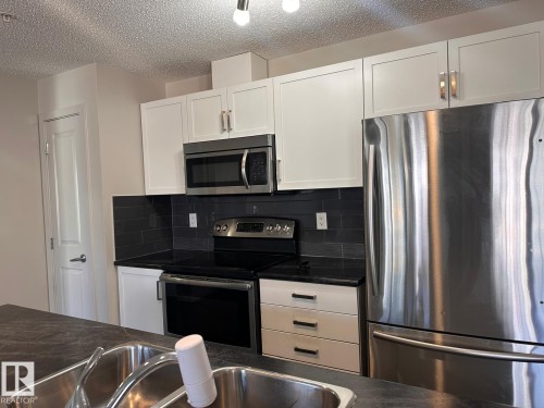 5515 7 Avenue, Edmonton, AB 