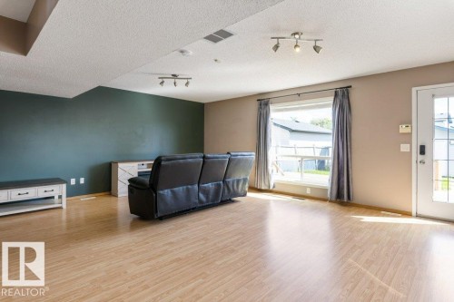 11617 167B Avenue, Edmonton, AB 