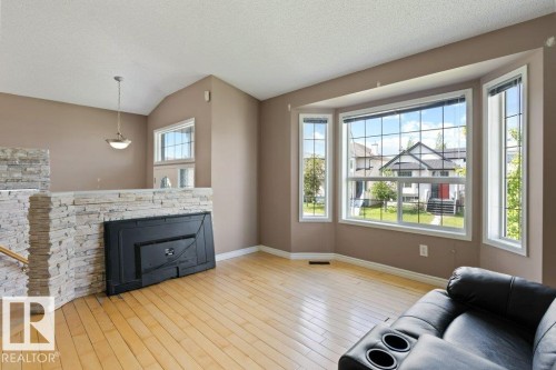 11617 167B Avenue, Edmonton, AB 