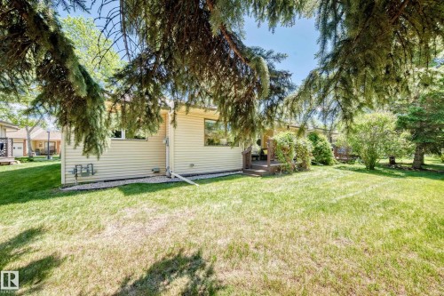 Yard - 10822 11 Avenue, Edmonton, AB 