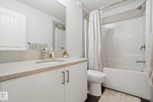 9323 226 Street, Edmonton, AB 