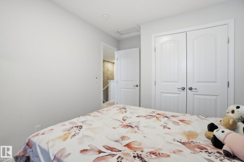 9323 226 Street, Edmonton, AB 