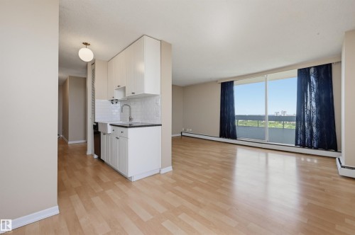 2003 10883 Saskatchewan Drive, Edmonton, AB 