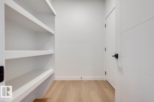 9 710 Mattson Drive, Edmonton, AB 