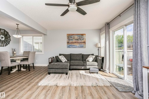 3713 11 Street, Edmonton, AB 
