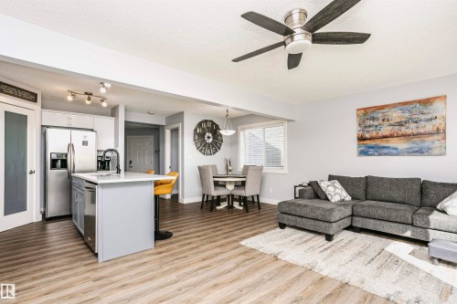 3713 11 Street, Edmonton, AB 
