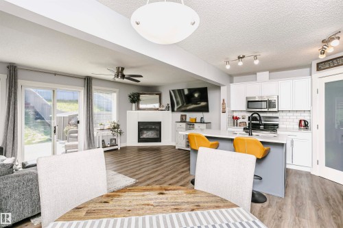 3713 11 Street, Edmonton, AB 