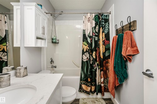3713 11 Street, Edmonton, AB 