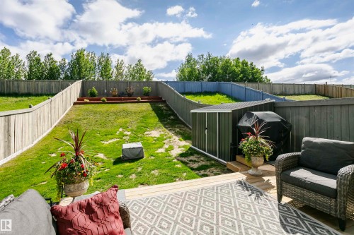 3713 11 Street, Edmonton, AB 