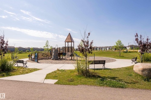 3713 11 Street, Edmonton, AB 