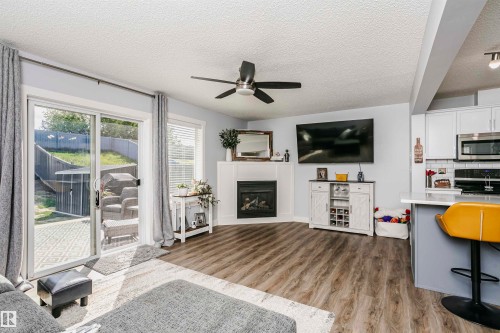 3713 11 Street, Edmonton, AB 