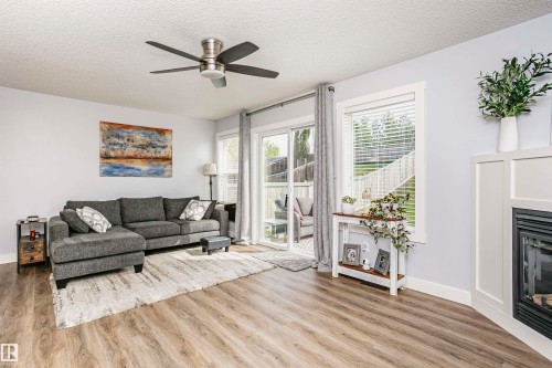 3713 11 Street, Edmonton, AB 