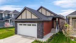 3318 CHICKADEE Drive  Edmonton, AB T5V 1R5