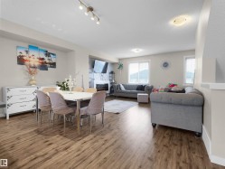 #4 735 Allard Boulevard SW  Edmonton, AB T6W 3W5