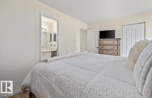 42 3111 142 Avenue, Edmonton, AB 