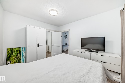 11429 89 Street, Edmonton, AB 