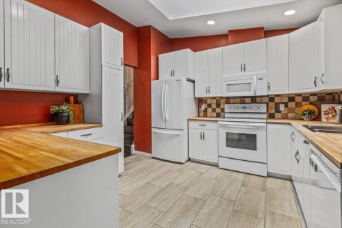 10452 18 Avenue, Edmonton, AB 