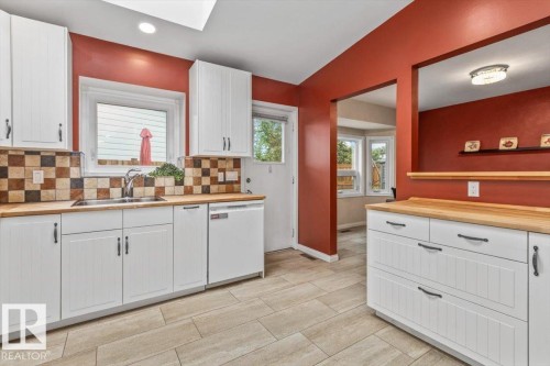 10452 18 Avenue, Edmonton, AB 