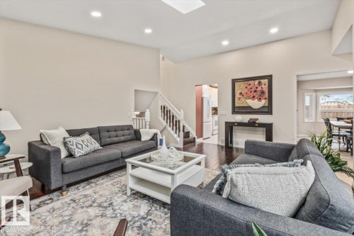 10452 18 Avenue, Edmonton, AB 