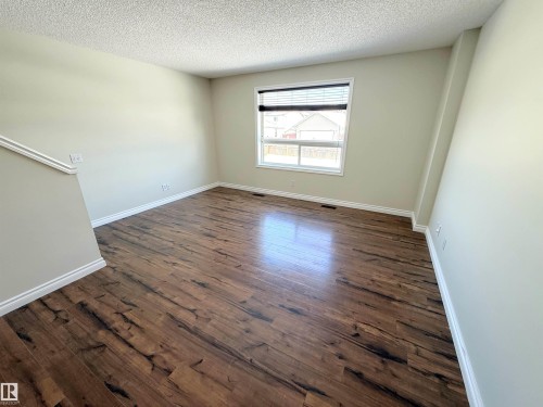 14005 158A Avenue, Edmonton, AB 