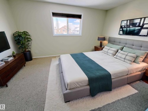 14005 158A Avenue, Edmonton, AB 