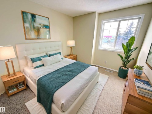 14005 158A Avenue, Edmonton, AB 