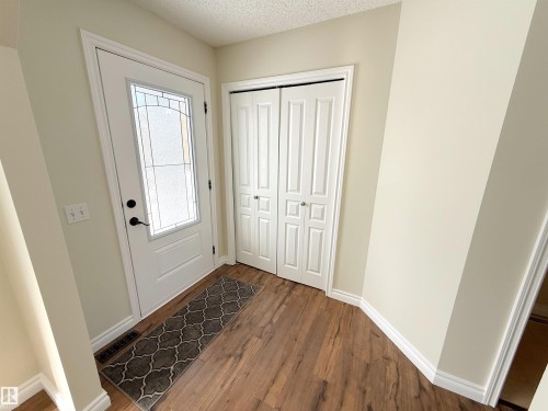 14005 158A Avenue, Edmonton, AB 