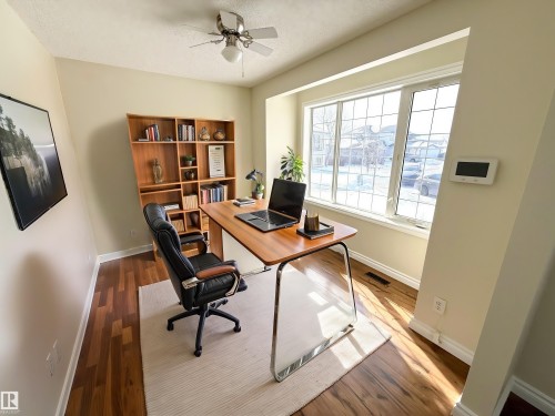 14005 158A Avenue, Edmonton, AB 