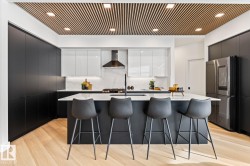 6237 KING VISTA Vista Edmonton, AB T6W 3Z8