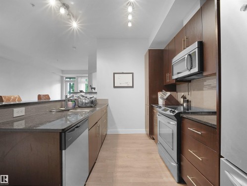 110 10811 72 Avenue, Edmonton, AB 