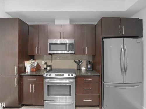 110 10811 72 Avenue, Edmonton, AB 