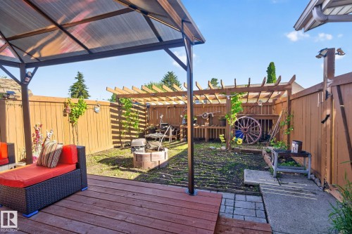 8835 152B Avenue, Edmonton, AB 