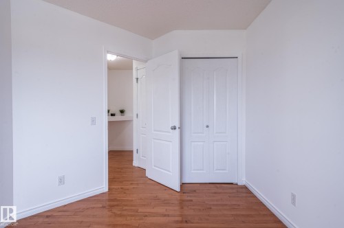 5919 203 Street, Edmonton, AB 
