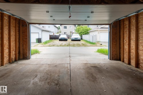 5919 203 Street, Edmonton, AB 