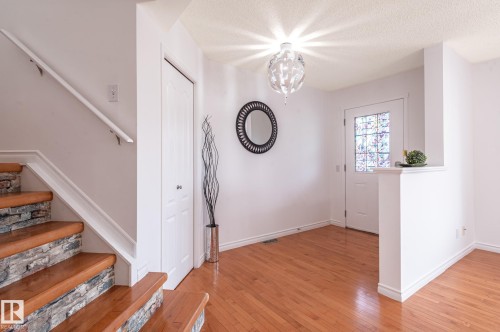 5919 203 Street, Edmonton, AB 
