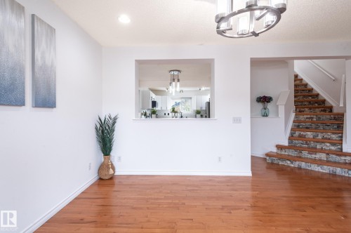 5919 203 Street, Edmonton, AB 