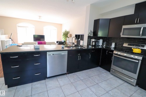 23 5873 Mullen Place, Edmonton, AB 