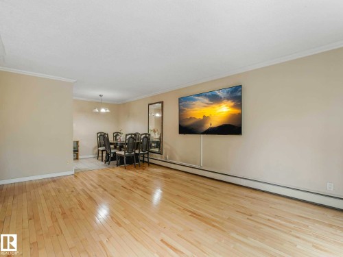 Image quality insufficient for description - 403 10165 113 Street, Edmonton, AB 