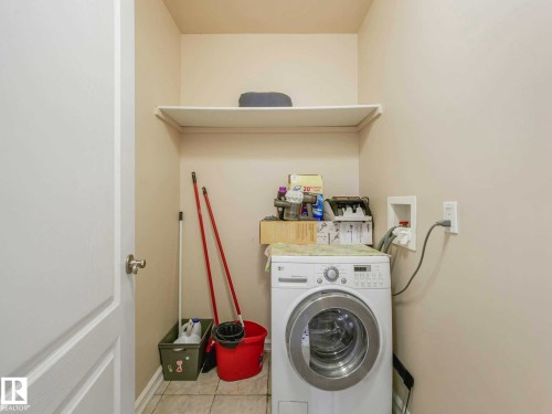 Image quality insufficient for description - 403 10165 113 Street, Edmonton, AB 