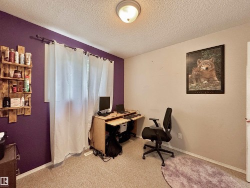 8504 92 Avenue, Fort Saskatchewan, AB - Indoor Photo Showing Other Room