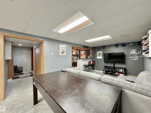 8504 92 Avenue, Fort Saskatchewan, AB - Indoor Photo Showing Basement